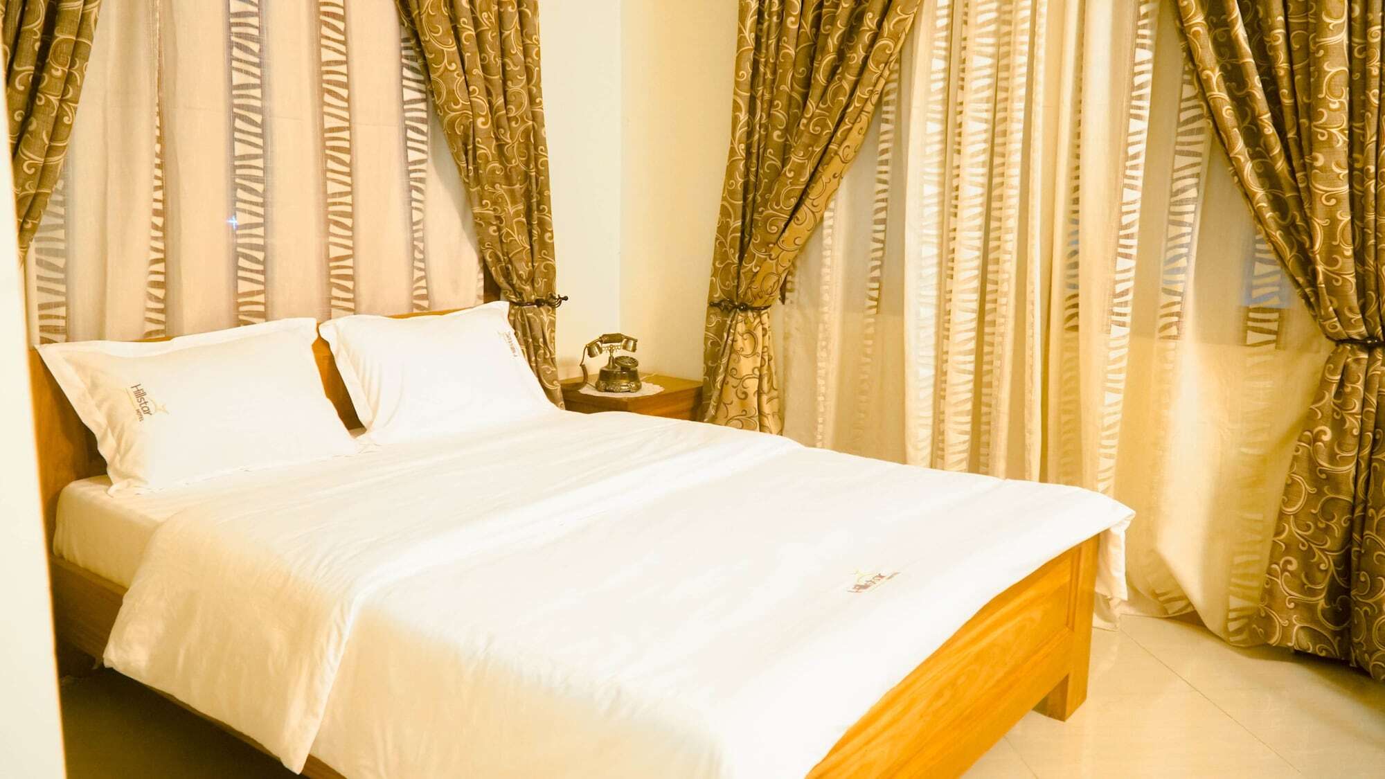 Hillstarh Hotel Daressalam Exterior foto